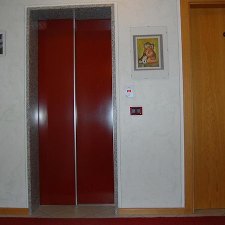 Garni Castel Ferari Hotel Tuenno Luaran gambar