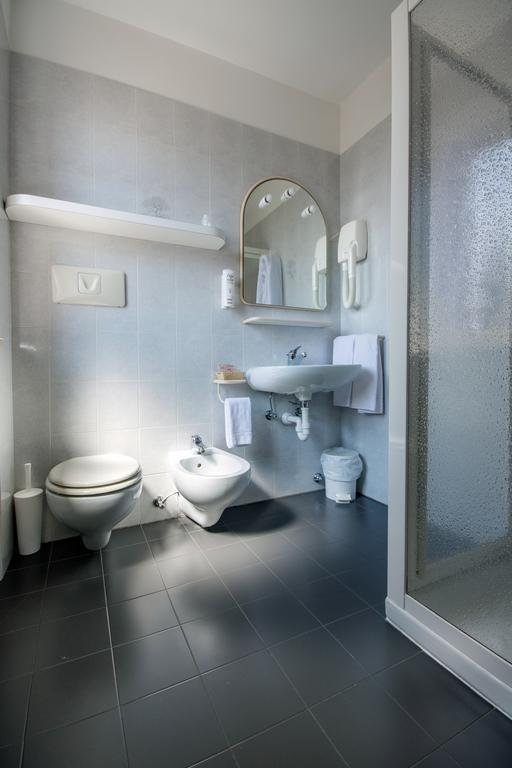 Garni Castel Ferari Hotel Tuenno Luaran gambar