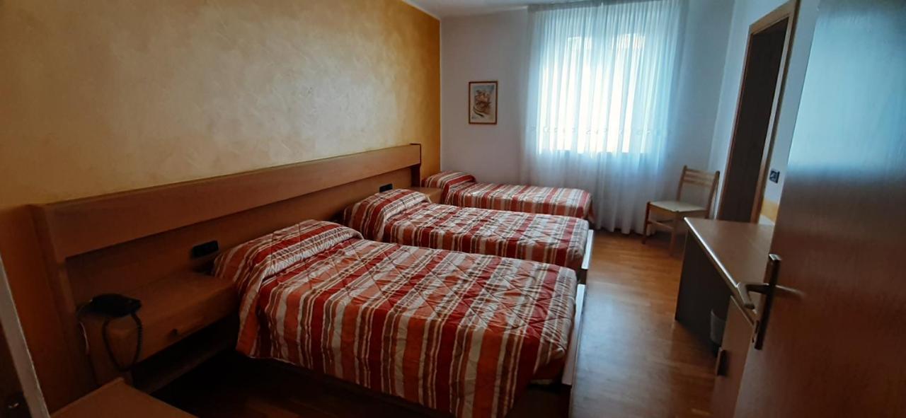 Garni Castel Ferari Hotel Tuenno Luaran gambar
